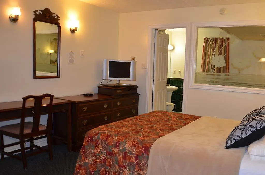 Grand Motel Toronto 0*,  Kanada